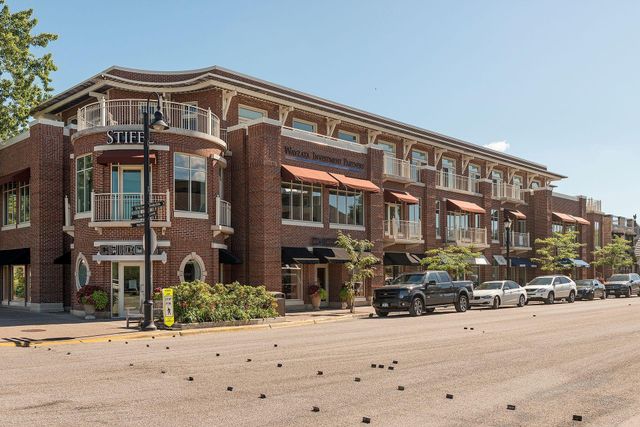 2430 Jewel Lane N, Plymouth, MN 55447