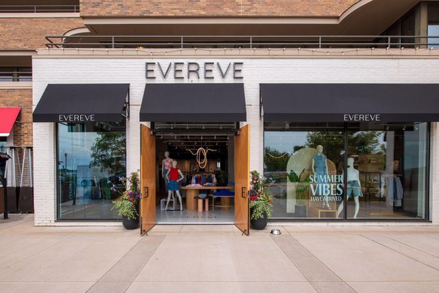 2430 Jewel Lane N, Plymouth, MN 55447