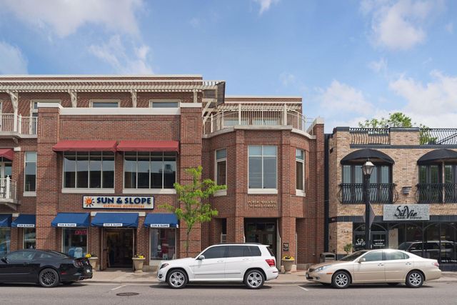 2430 Jewel Lane N, Plymouth, MN 55447