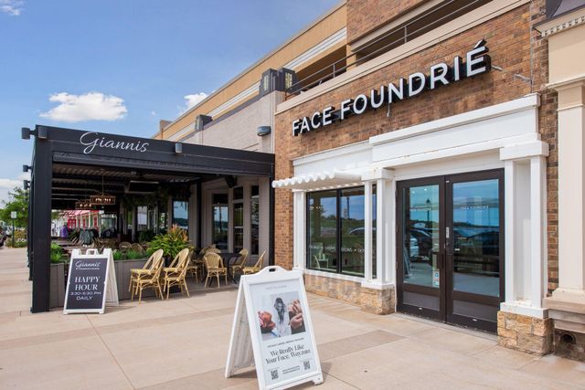 2430 Jewel Lane N, Plymouth, MN 55447