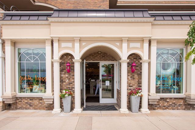 2430 Jewel Lane N, Plymouth, MN 55447