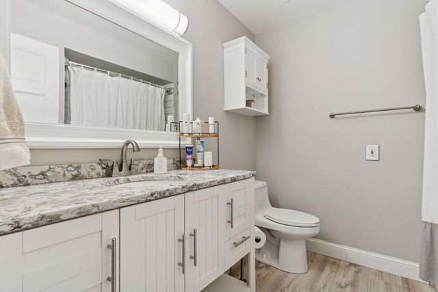 2430 Jewel Lane N, Plymouth, MN 55447