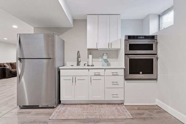 2430 Jewel Lane N, Plymouth, MN 55447