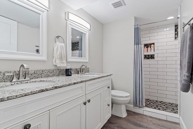 2430 Jewel Lane N, Plymouth, MN 55447