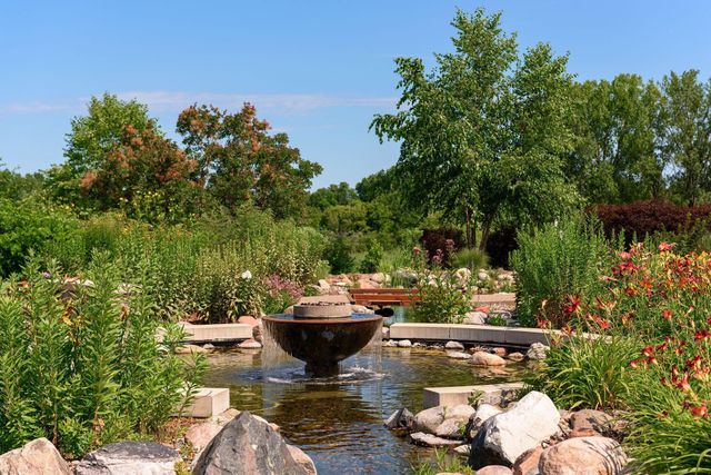 2430 Jewel Lane N, Plymouth, MN 55447