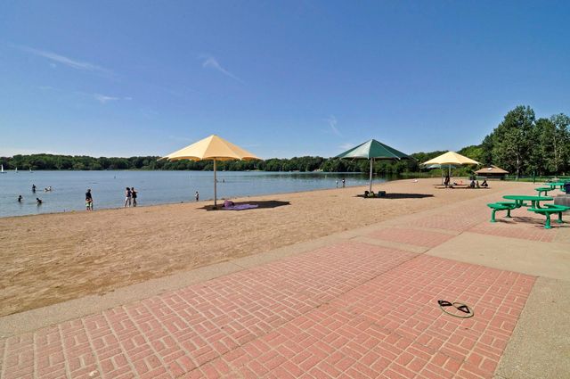 2430 Jewel Lane N, Plymouth, MN 55447