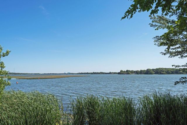 2430 Jewel Lane N, Plymouth, MN 55447