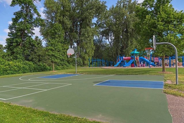 2430 Jewel Lane N, Plymouth, MN 55447