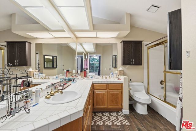 22112 Sun Ranch Court, Chatsworth (los Angeles), CA 91311