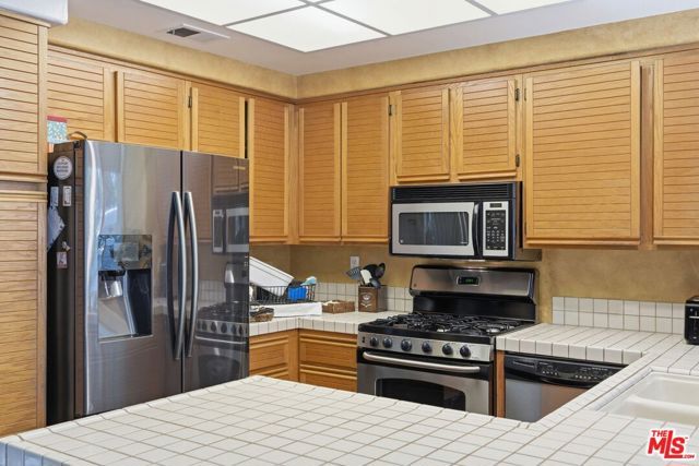 22112 Sun Ranch Court, Chatsworth (los Angeles), CA 91311