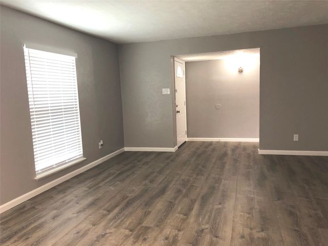 4729 Nash Drive, The Colony, TX 75056
