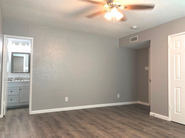 4729 Nash Drive, The Colony, TX 75056
