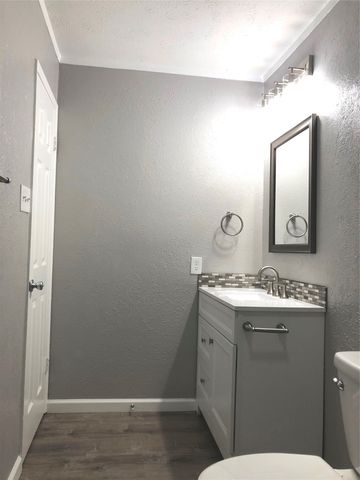 4729 Nash Drive, The Colony, TX 75056