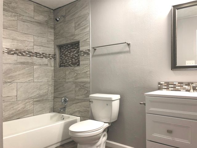 4729 Nash Drive, The Colony, TX 75056
