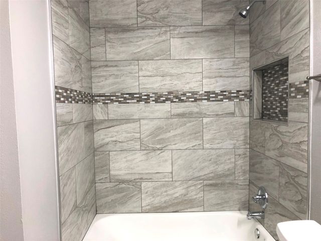 4729 Nash Drive, The Colony, TX 75056