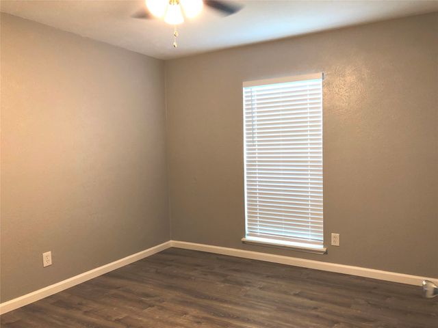 4729 Nash Drive, The Colony, TX 75056