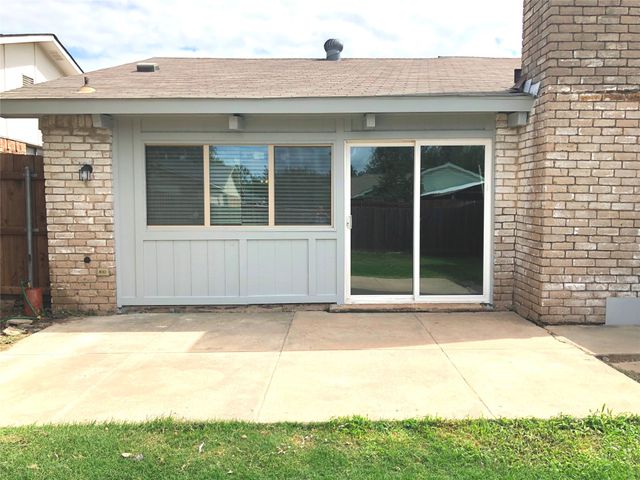 4729 Nash Drive, The Colony, TX 75056