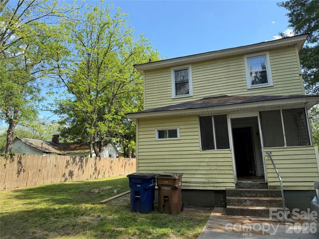 1101 E Pine Street, Lincolnton, NC 28092