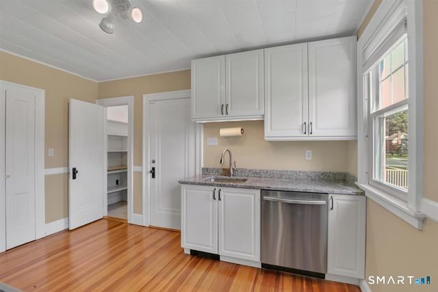 152 Brace Road, West Hartford, CT 06107