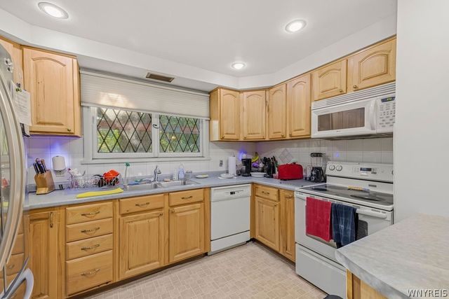 8254 Buffalo Avenue, Niagara Falls, NY 14304
