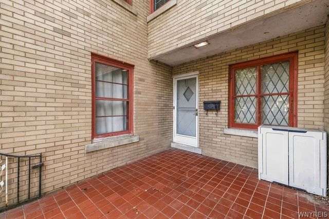 8254 Buffalo Avenue, Niagara Falls, NY 14304