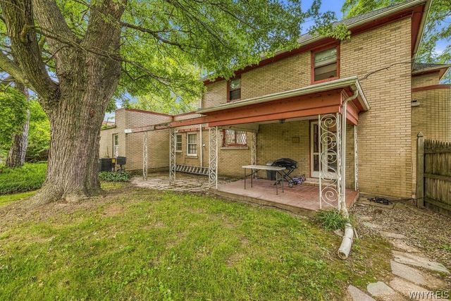 8254 Buffalo Avenue, Niagara Falls, NY 14304