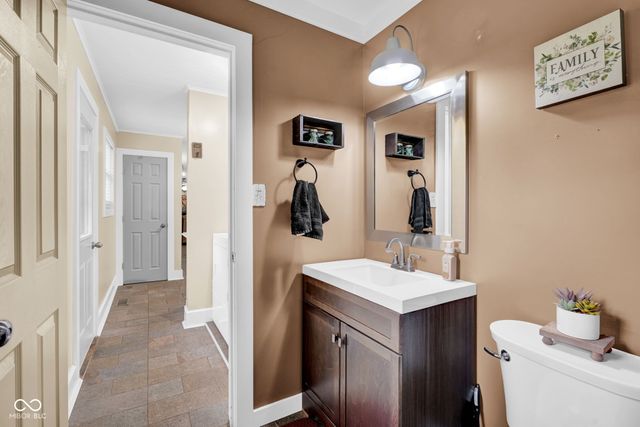 4611 E County Road 100 N, Avon, IN 46123