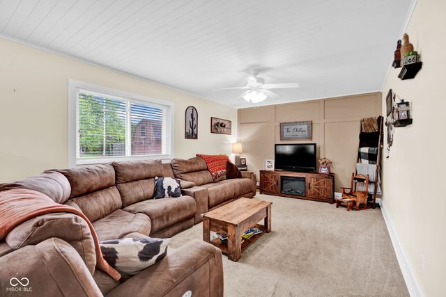 4611 E County Road 100 N, Avon, IN 46123