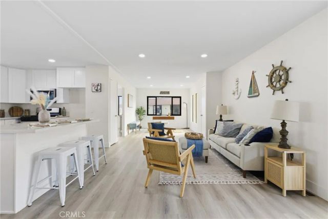300 N Rampart 152, Orange, CA 92868