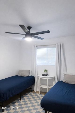 1033 W Hickory Street, Mesa, AZ 85201