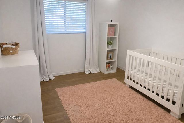 1033 W Hickory Street, Mesa, AZ 85201