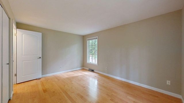 60 Wrentham Rd, Worcester, MA 01602