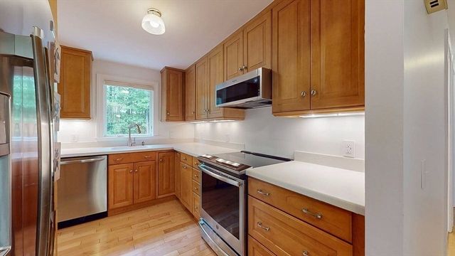 60 Wrentham Rd, Worcester, MA 01602