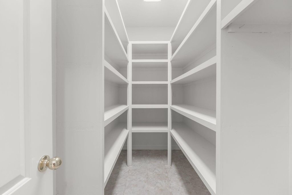 Image 20 of property listing at 4509 Miramar Drive NW, Albuquerque, NM 87114