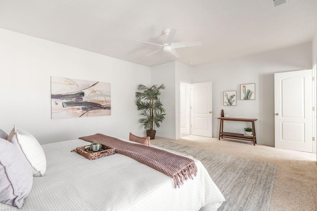 Image 21 of property listing at 4509 Miramar Drive NW, Albuquerque, NM 87114