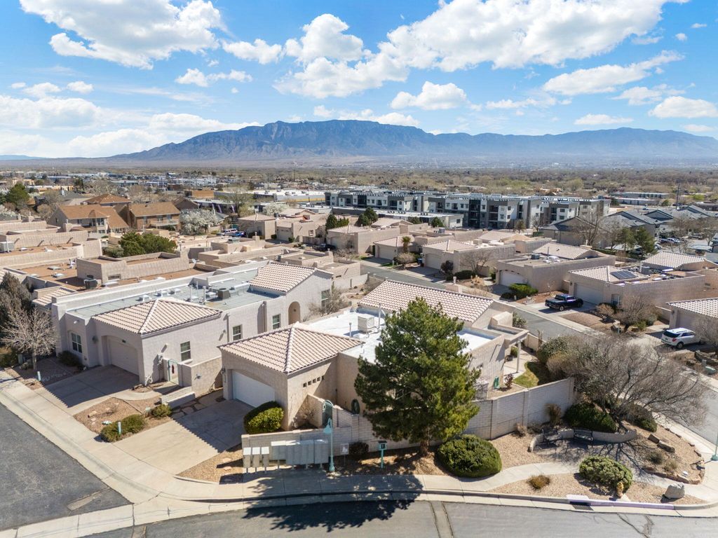 Image 42 of property listing at 4509 Miramar Drive NW, Albuquerque, NM 87114