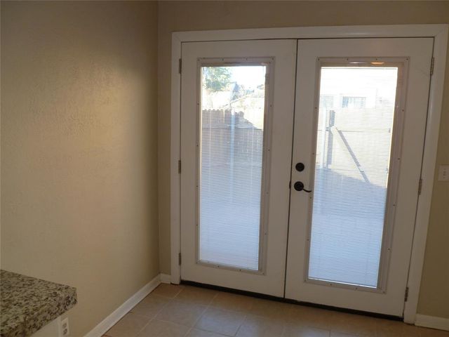 9648 hefner village Boulevard, Oklahoma City, OK 73162