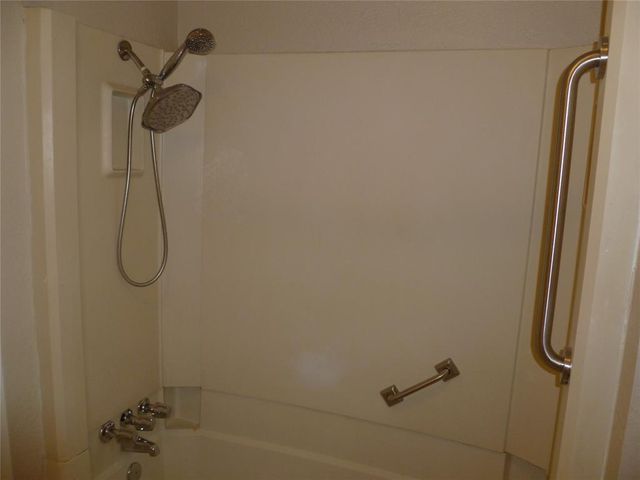 9648 hefner village Boulevard, Oklahoma City, OK 73162