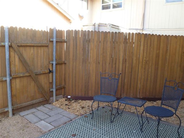 9648 hefner village Boulevard, Oklahoma City, OK 73162