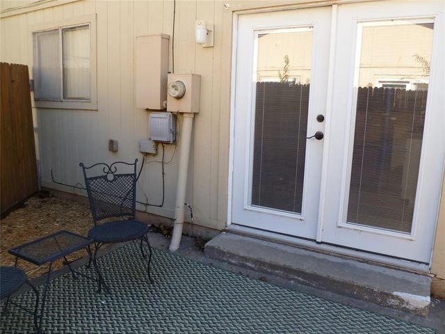 9648 hefner village Boulevard, Oklahoma City, OK 73162