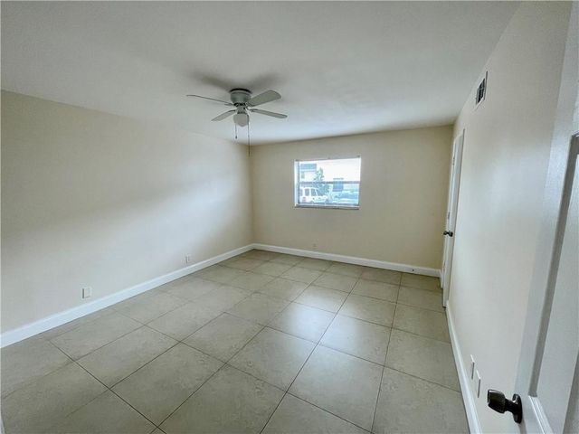 607 NE 29TH Drive 18, Wilton Manors, FL 33334