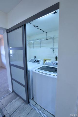 1033 Wilton Royal Drive 206, Creve Coeur, MO 63146