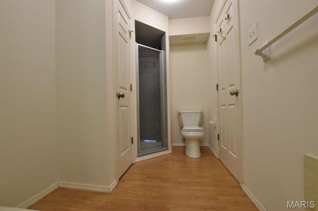 1033 Wilton Royal Drive 206, Creve Coeur, MO 63146