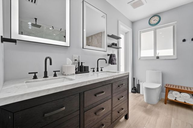 5330 SW 19th Street, Plantation, FL 33317