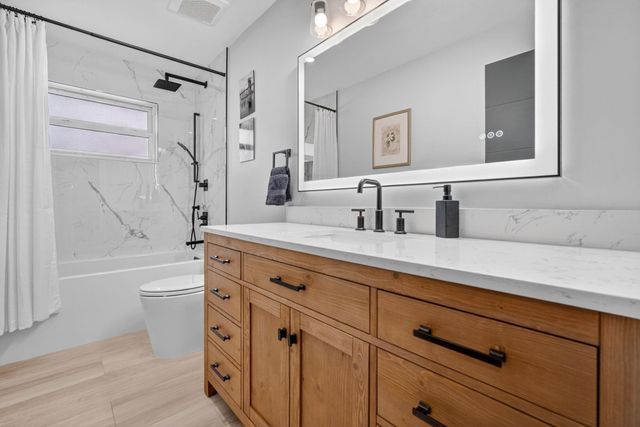 5330 SW 19th Street, Plantation, FL 33317