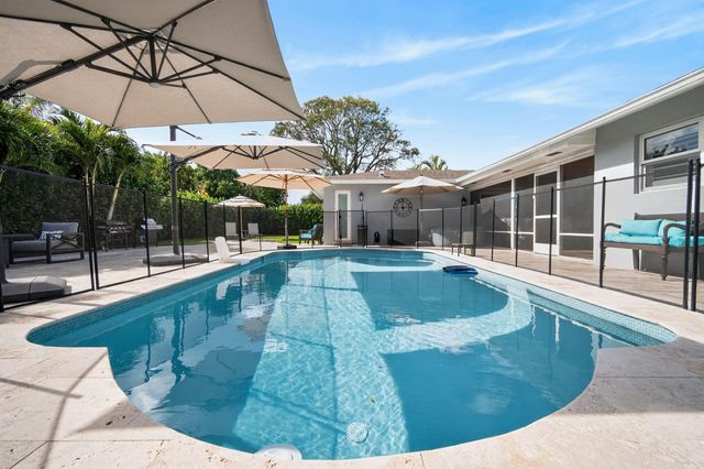 5330 SW 19th Street, Plantation, FL 33317