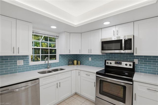 208 Aviation PKWY, Cape Coral, FL 33904