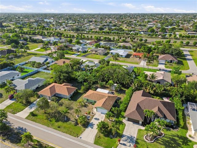 208 Aviation PKWY, Cape Coral, FL 33904