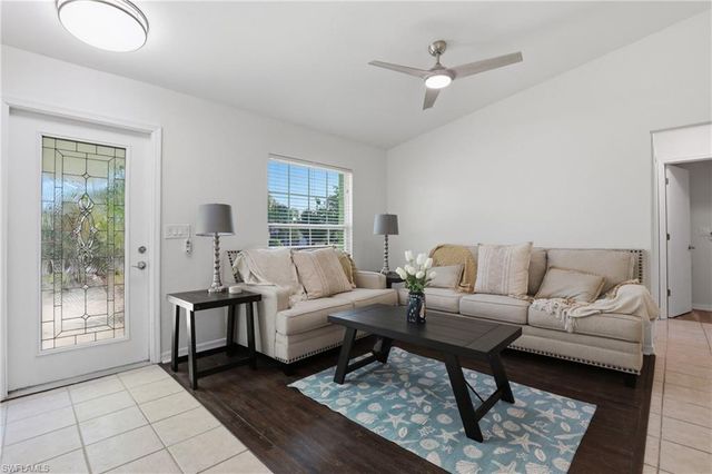 208 Aviation PKWY, Cape Coral, FL 33904