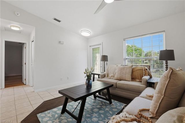 208 Aviation PKWY, Cape Coral, FL 33904